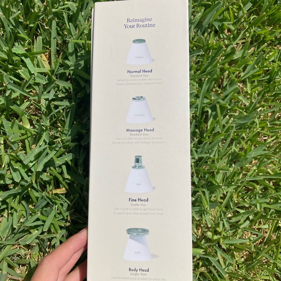 Vanity Planet Exfora Personal Microdermabrasion Wand - Picture 3 of 6